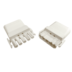 Regin REGE105 5 Way Plug Socket With Strain Relief